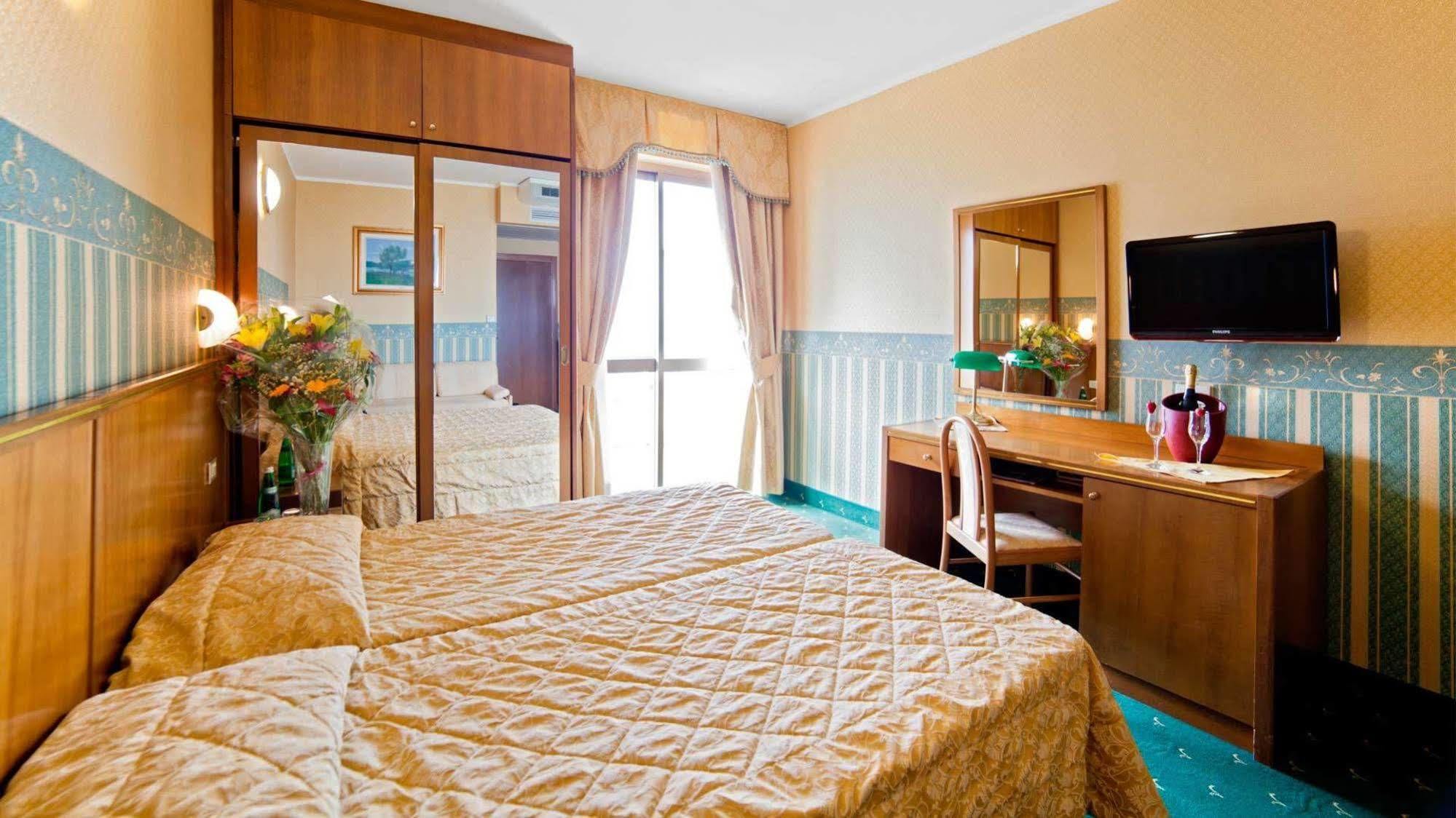 Hotel Splendid Palace Limone sul Garda Exteriér fotografie